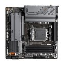 Gigabyte | B650M GAMING X AX 1.1 M/B | Processor family AMD | Processor socket AM5 | DDR5 DIMM | Memory slots 4 | Supported hard